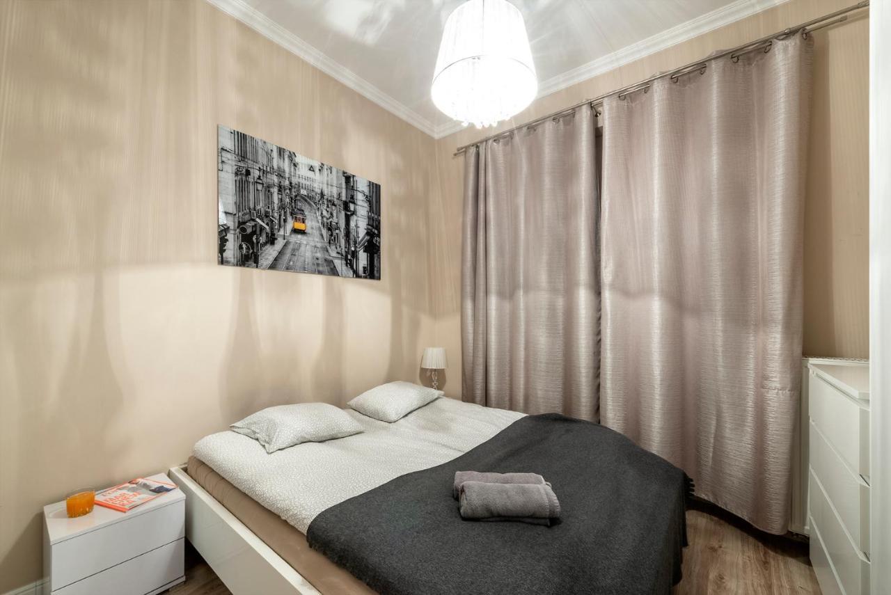 Warsaw - Aparts Lotnisko Okecie Apartment Exterior photo